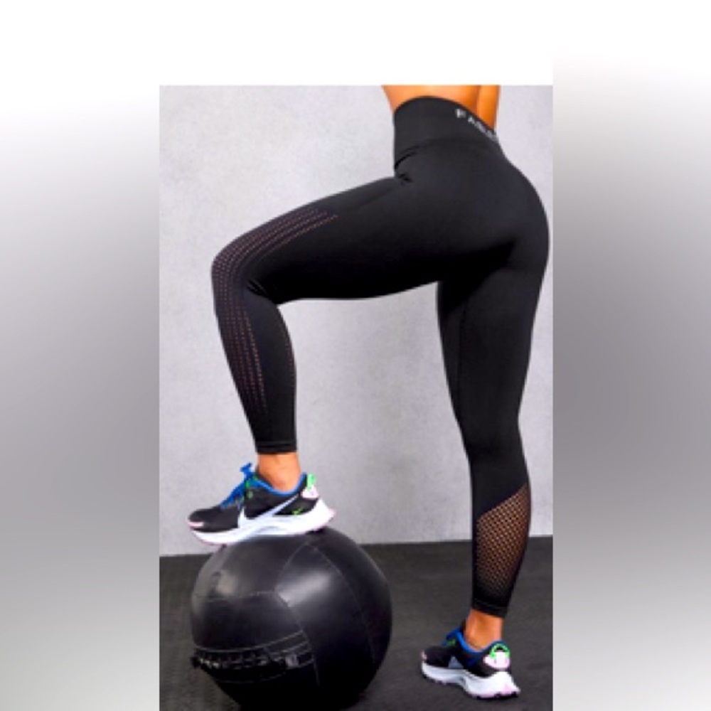 Fabletics Large leggings never worn